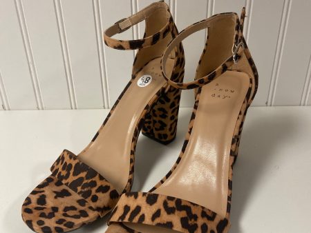 Sandals Heels Block By A New Day In Leopard Print, Size: 8.5 For Sale