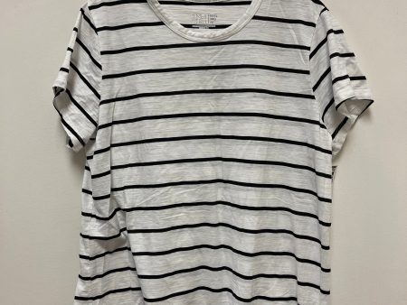 Top Short Sleeve Basic By Time And Tru In Striped Pattern, Size: 3x Cheap