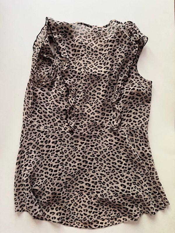 Blouse Sleeveless By Cabi In Animal Print, Size: S Discount