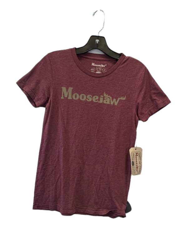 Top Short Sleeve By Moosejaw In Red, Size: S Online Hot Sale