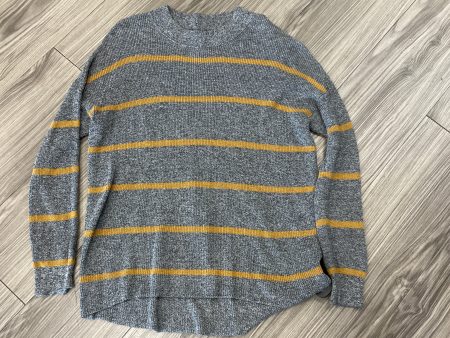 Sweater By American Eagle In Grey, Size: Xs Cheap