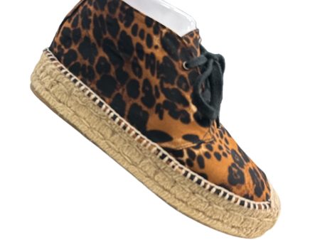 Shoes Flats By Clothes Mentor In Animal Print, Size: 6 For Sale