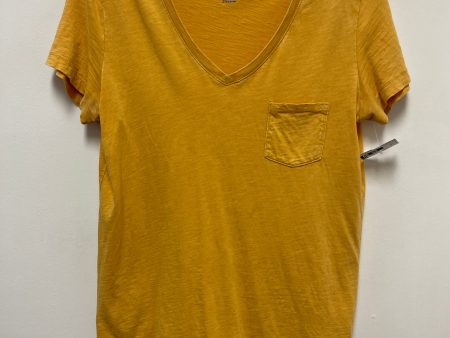 Top Short Sleeve Basic By Universal Thread In Yellow, Size: M Supply