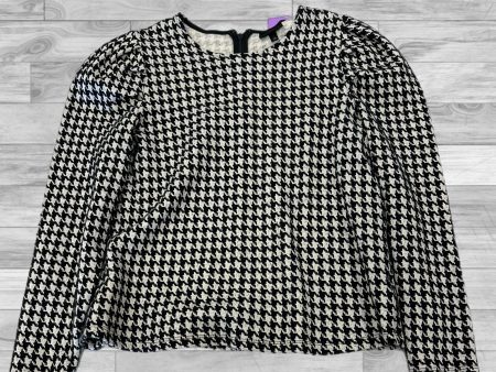 Top Long Sleeve By Who What Wear In Black White, Size: S on Sale