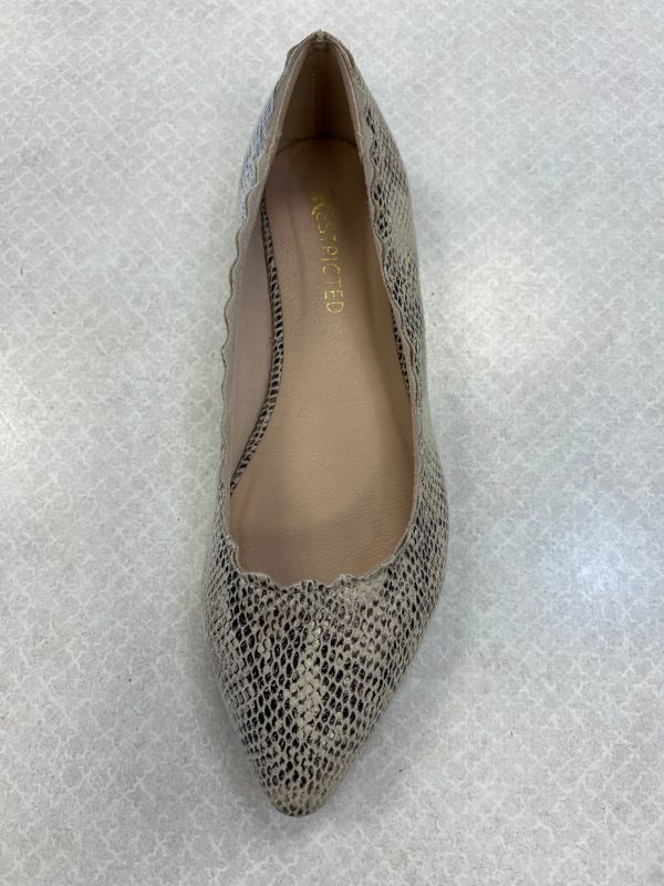 Shoes Flats Ballet By Restricted In Snakeskin Print, Size: 8 Hot on Sale